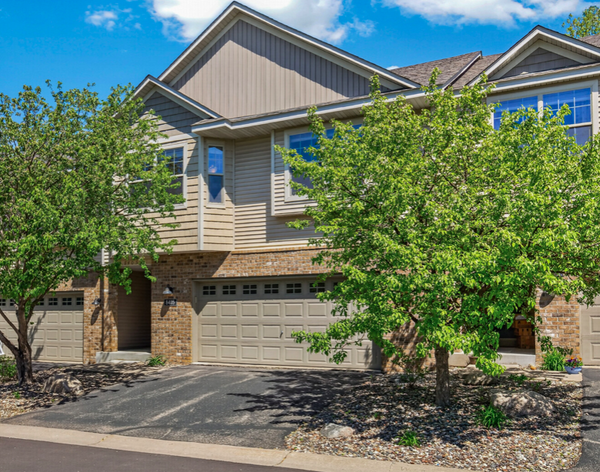 8405 Cedarview Circle, Savage, MN 55378
