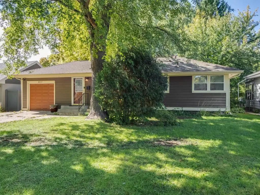 817 Vincent Avenue N, Minneapolis, MN 55411 - #1