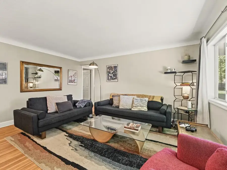817 Vincent Avenue N, Minneapolis, MN 55411 - #2