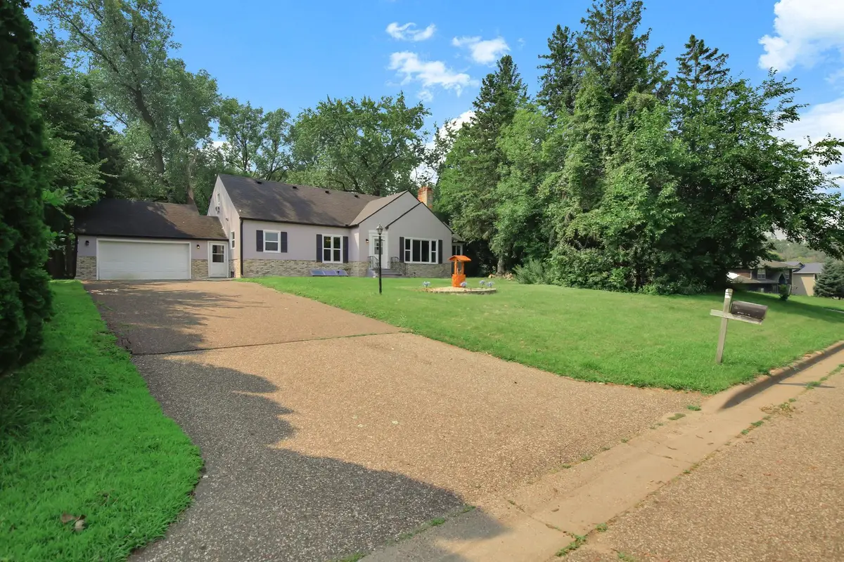 770 Viking Drive E, Maplewood, MN 55117 - #1