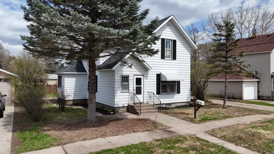 207 3rd Avenue Ne, Little Falls, MN 56345 - #2