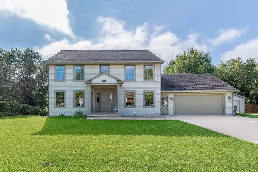 208 Chancery Lane, Mankato, MN 56001 - #2