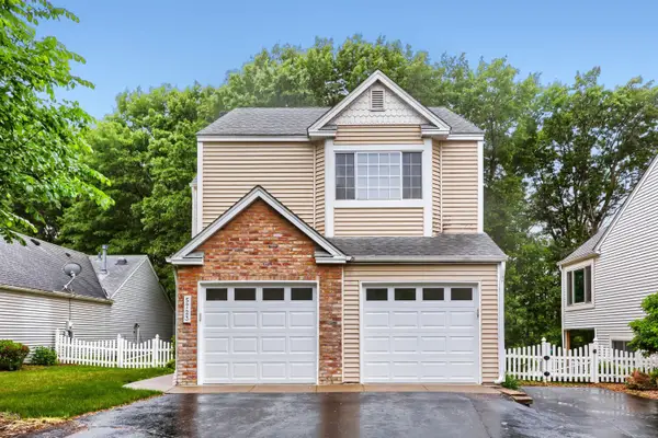 5723 Donegal Drive, Shoreview, MN 55126