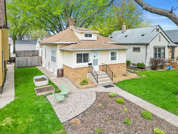 3908 44th Avenue S, Minneapolis, MN 55406