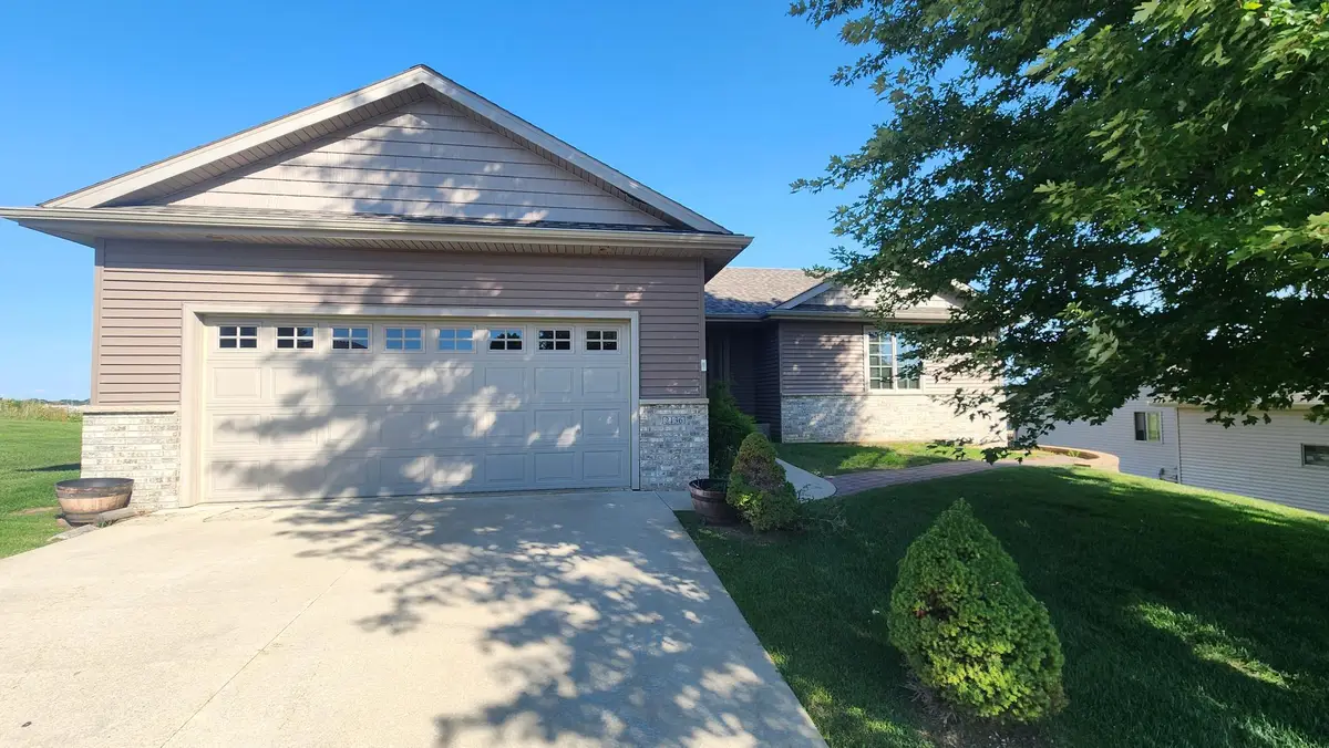 2136 Ashland Drive Nw, Rochester, MN 55901 - #1