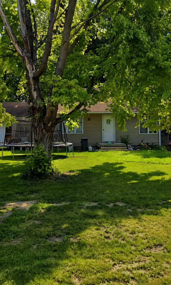 122 5th Street, Clinton, MN 56225