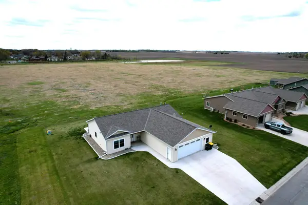 1401 W Fairview Avenue, Olivia, MN 56277
