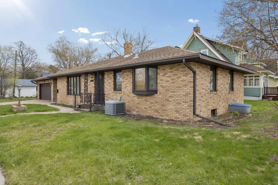 3018 9th Street N, Saint Cloud, MN 56303 - #3