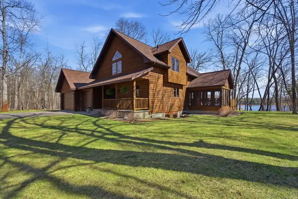 9540 Lake Douglas Way, Breezy Point, MN 56472