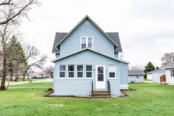182 3rd Street N, Casselton, ND 58012