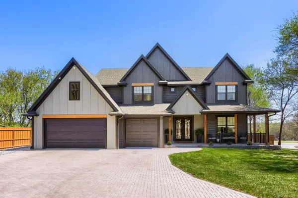 2059 124th Lane Nw, Coon Rapids, MN 55448
