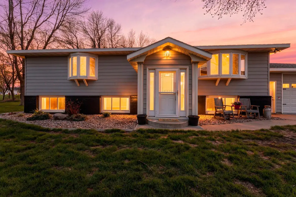 16474 200th Street, Hutchinson, MN 55350 - #1
