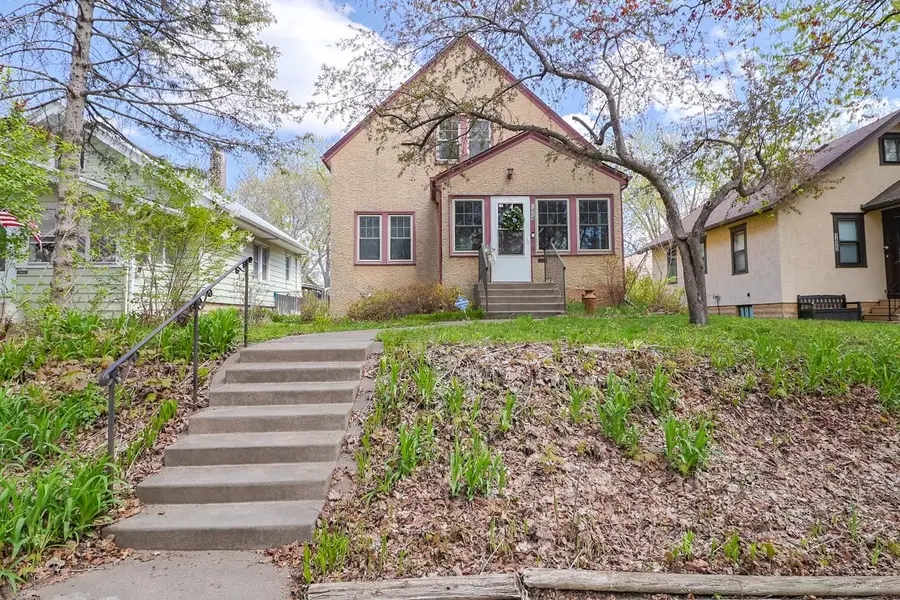 1424 Edgerton Street, Saint Paul, MN 55130 - #2