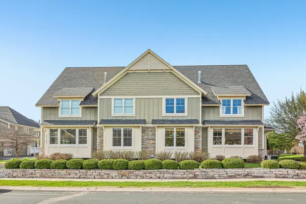 15704 Cobblestone Lake Parkway, Apple Valley, MN 55124
