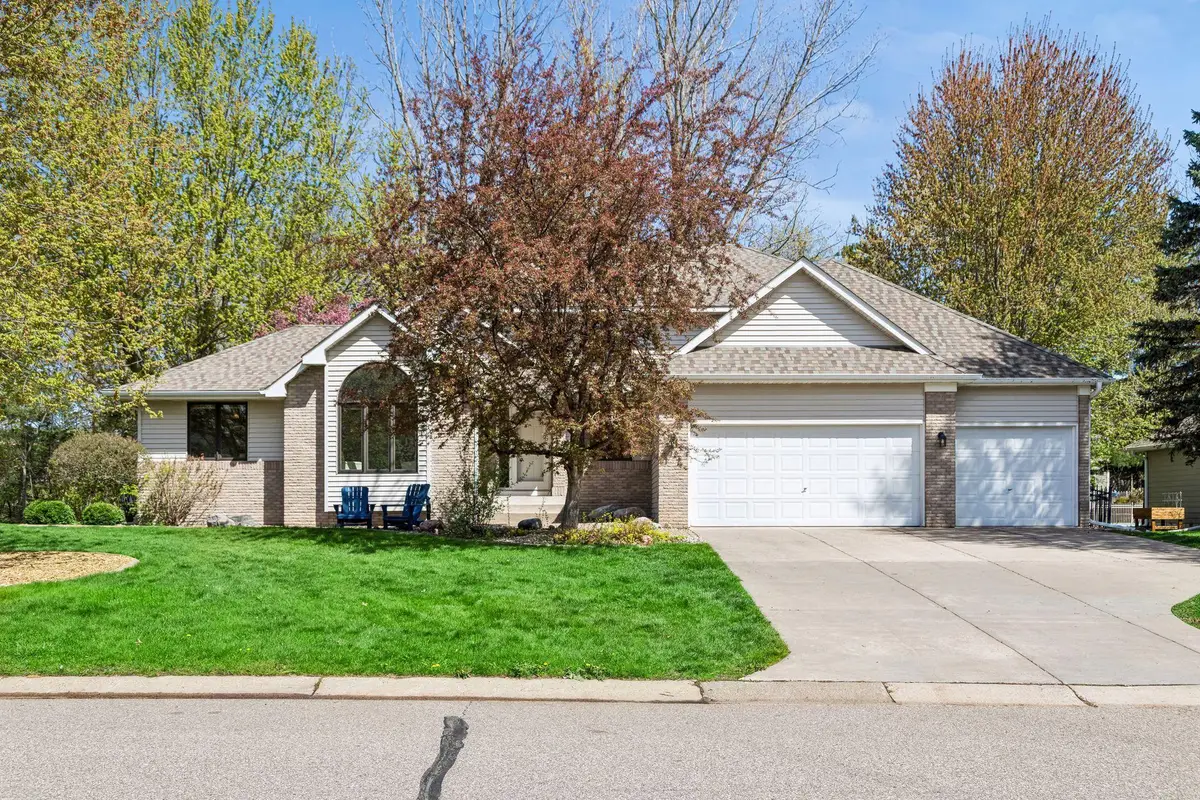 321 Dunbar Way, Mahtomedi, MN 55115 - #1