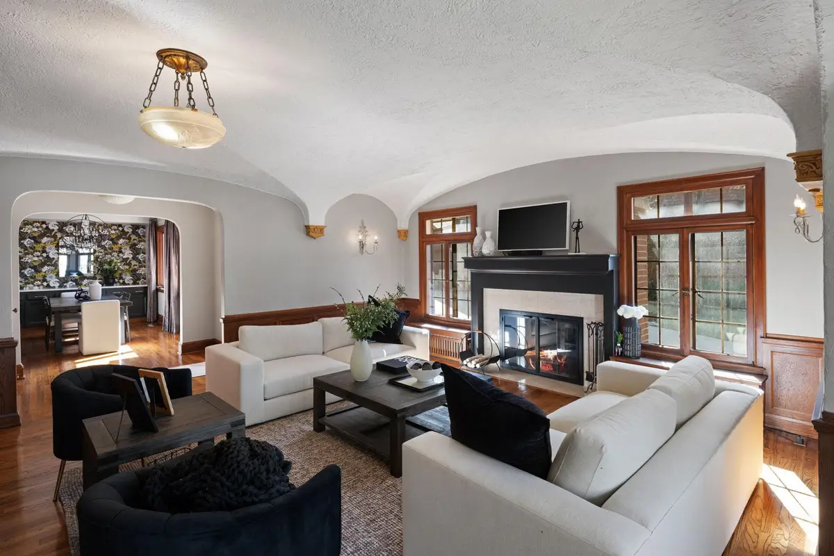 1613 W Franklin Avenue, Minneapolis, MN 55405 - #1