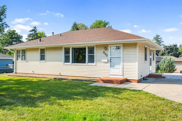 655 57th Avenue Ne, Fridley, MN 55432