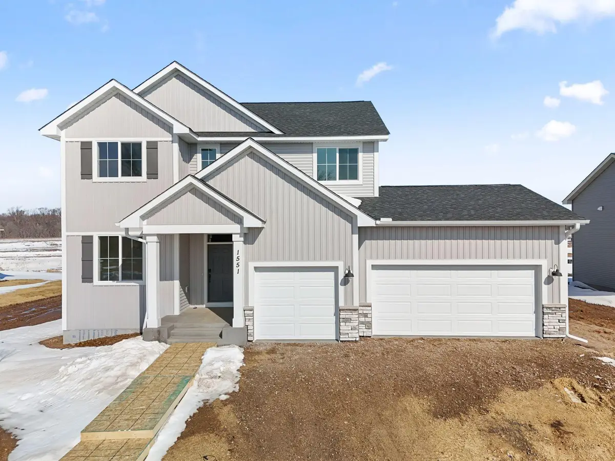 1551 Creekwood Dr, New Richmond, WI 54017 - #1