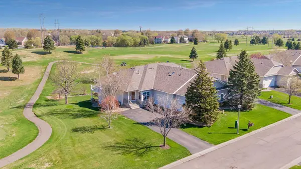 470 Holly Lane N, Oakdale, MN 55128