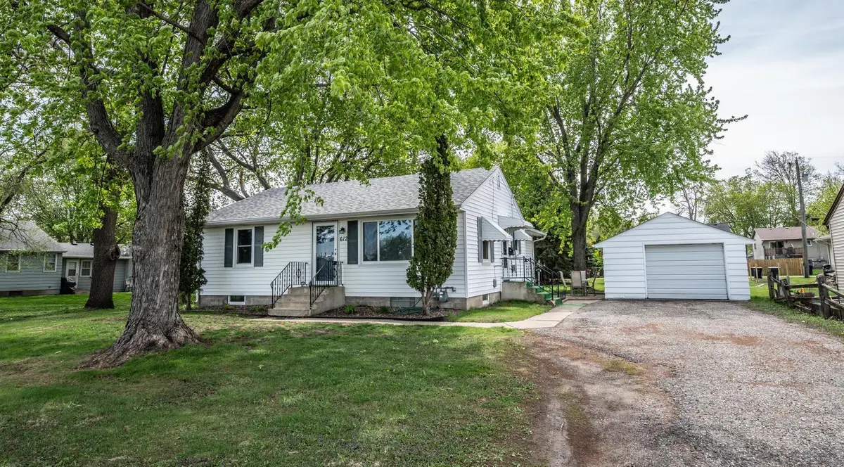 612 Pine Street, Farmington, MN 55024 - #1