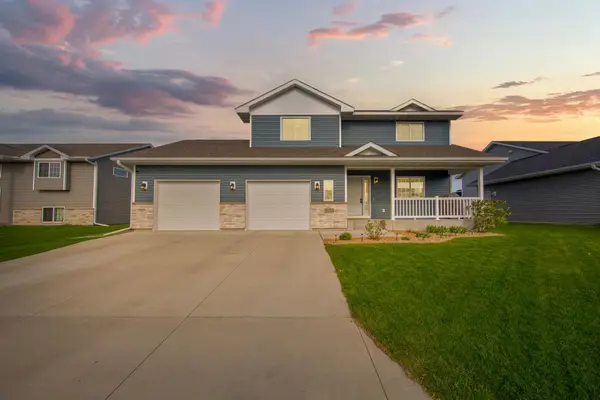2070 Pratt Circle, Saint Peter, MN 56082