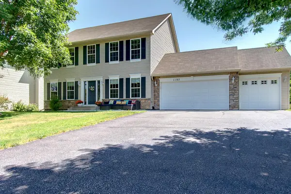 1107 Park Court Se, New Prague, MN 56071