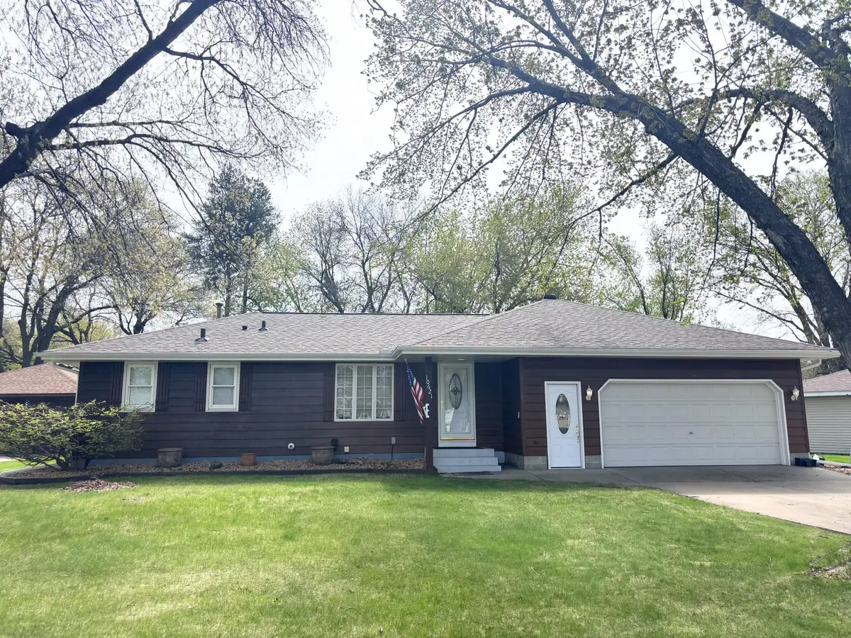 10621 Washington Boulevard Ne, Blaine, MN 55434 - #1