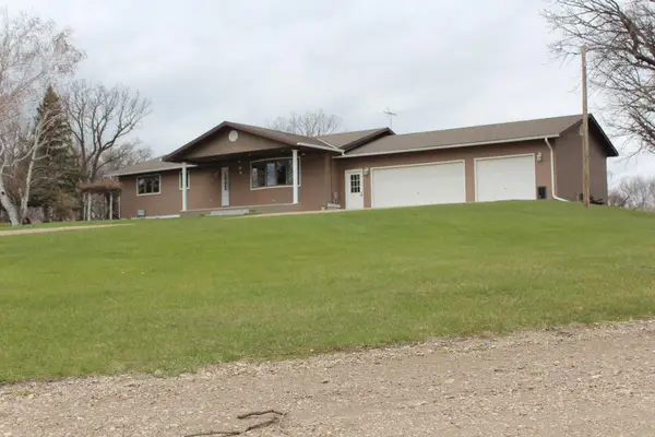 359 156th Avenue Ne, Mayville, ND 58257