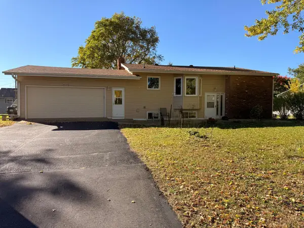 8534 195th Street W, Lakeville, MN 55044