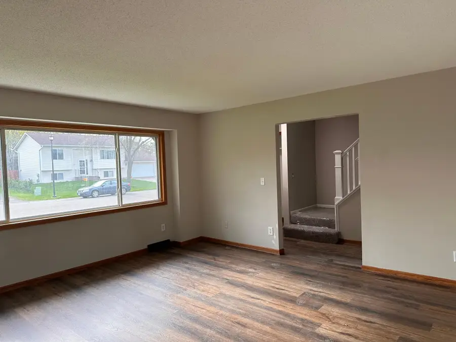 9303 Hallmark Avenue S, Cottage Grove, MN 55016 - #2