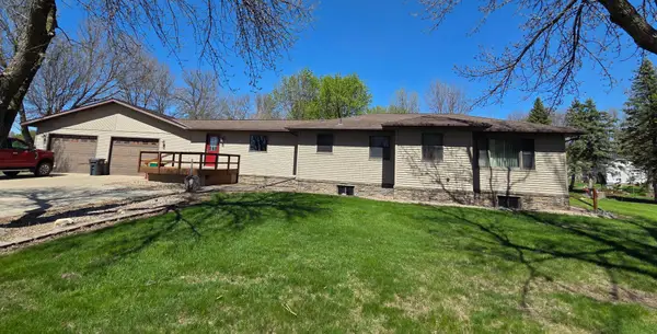 211 13th Street, Heron Lake, MN 56137