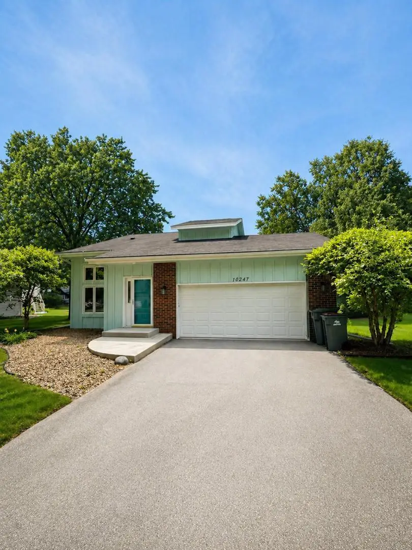 10247 Nottingham Trail, Eden Prairie, MN 55347 - #1