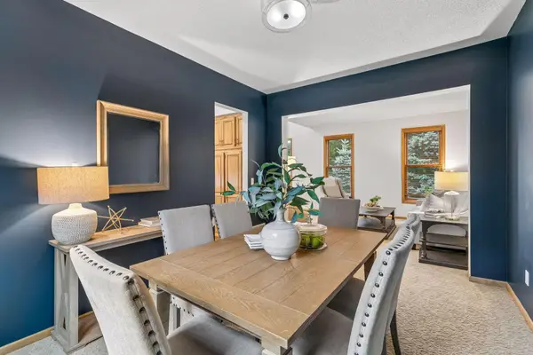2719 Longacres Drive, Chanhassen, MN 55317