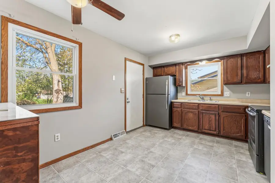 11 1/2 8th Avenue Nw, Kasson, MN 55944 - #3