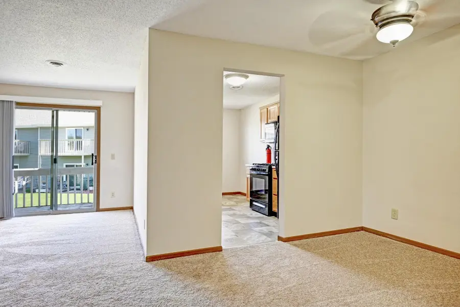 6240 Magda Drive #D, Maple Grove, MN 55369 - #3