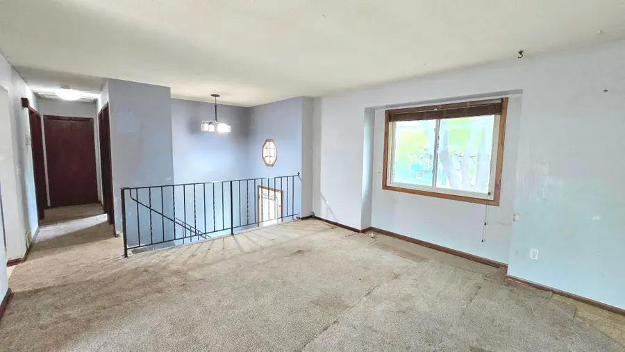 1012 104th Avenue Nw, Coon Rapids, MN 55433 - #2
