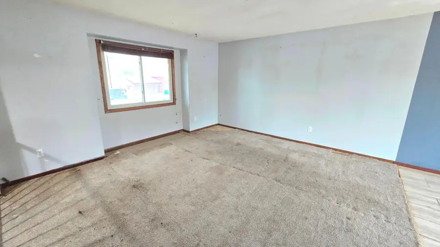1012 104th Avenue Nw, Coon Rapids, MN 55433 - #3