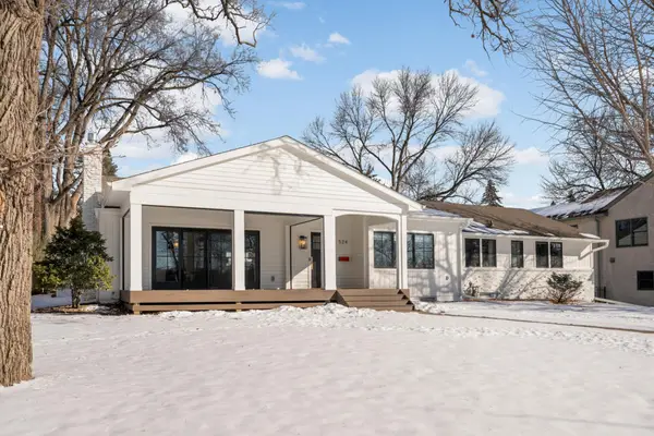 524 Mississippi River Boulevard S, Saint Paul, MN 55116
