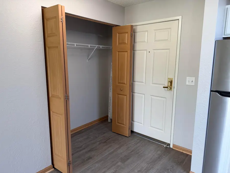 1321 Lake Drive W #111, Chanhassen, MN 55317 - #2