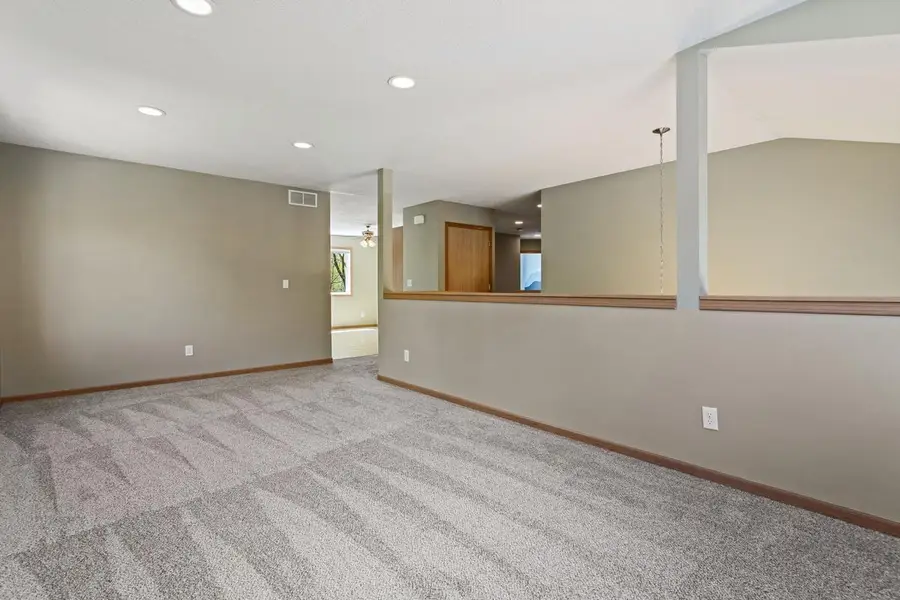 356 Arlington Avenue W, Saint Paul, MN 55117 - #3