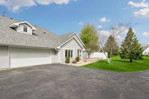 504 Crystal Circle, Mankato, MN 56001