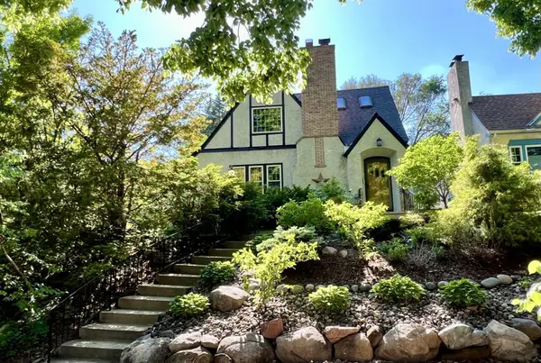 5348 15th Avenue S, Minneapolis, MN 55417