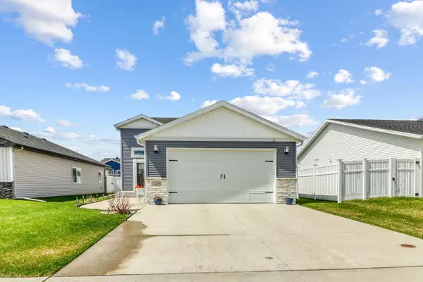 7239 Madelyn Lane S, Fargo, ND 58104