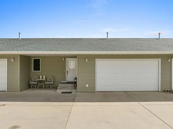 1503 16th Street Nw #B, Minot, ND 58703