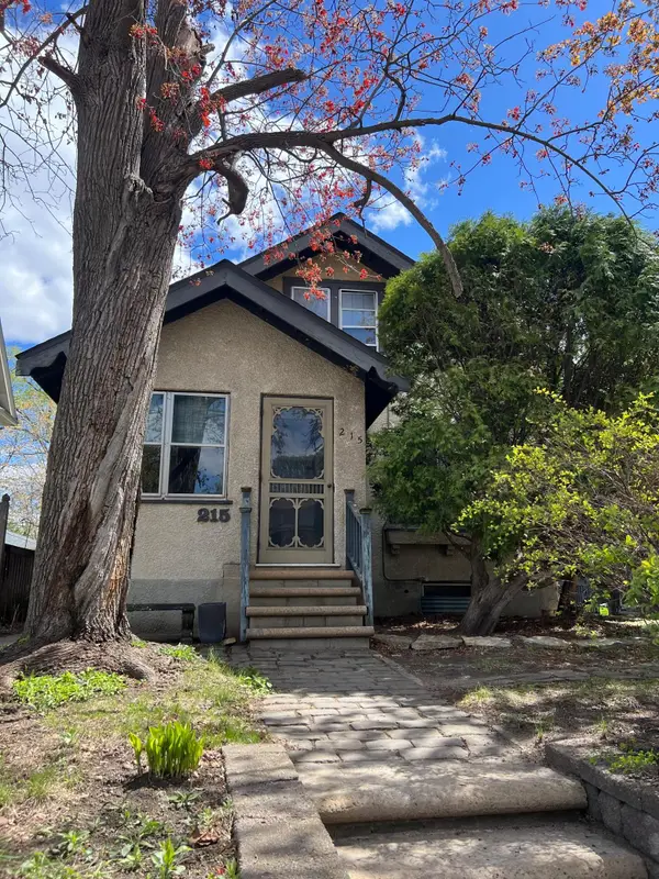 215 Penn Avenue S, Minneapolis, MN 55405