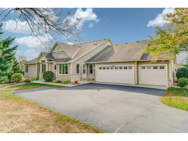 8819 Stonebrooke Court, Woodbury, MN 55125