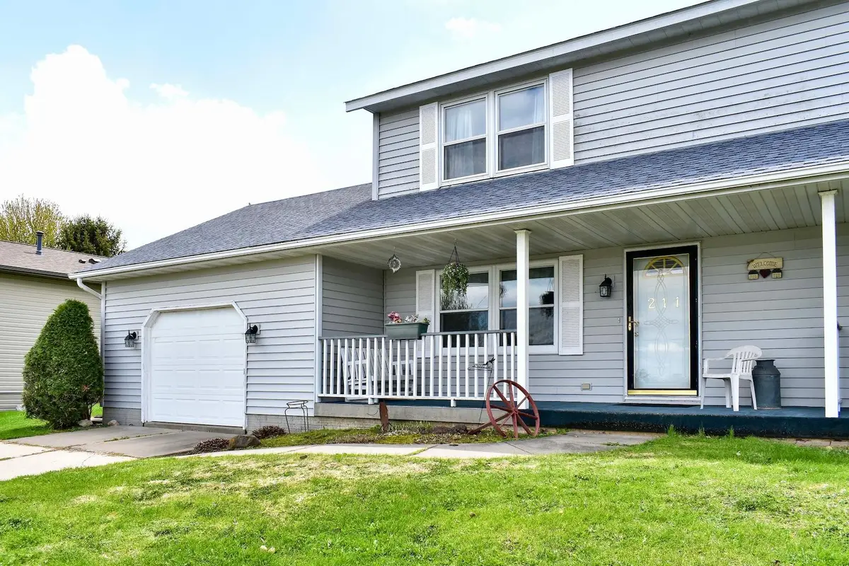 211 Sunset Avenue Nw, Altura, MN 55910 - #1