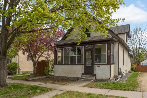 690 James Avenue, Saint Paul, MN 55102