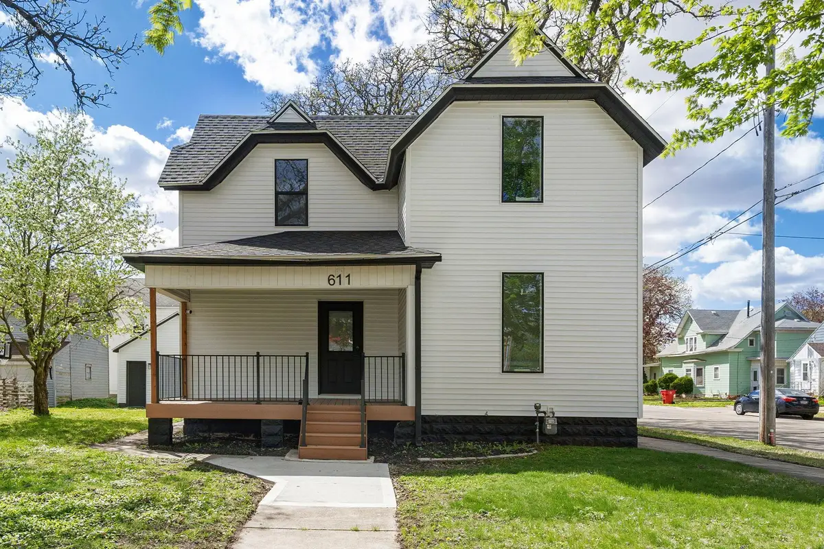 611 3rd Street Nw, Austin, MN 55912 - #1