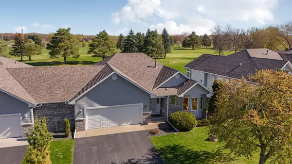 911 138th Lane Ne, Ham Lake, MN 55304